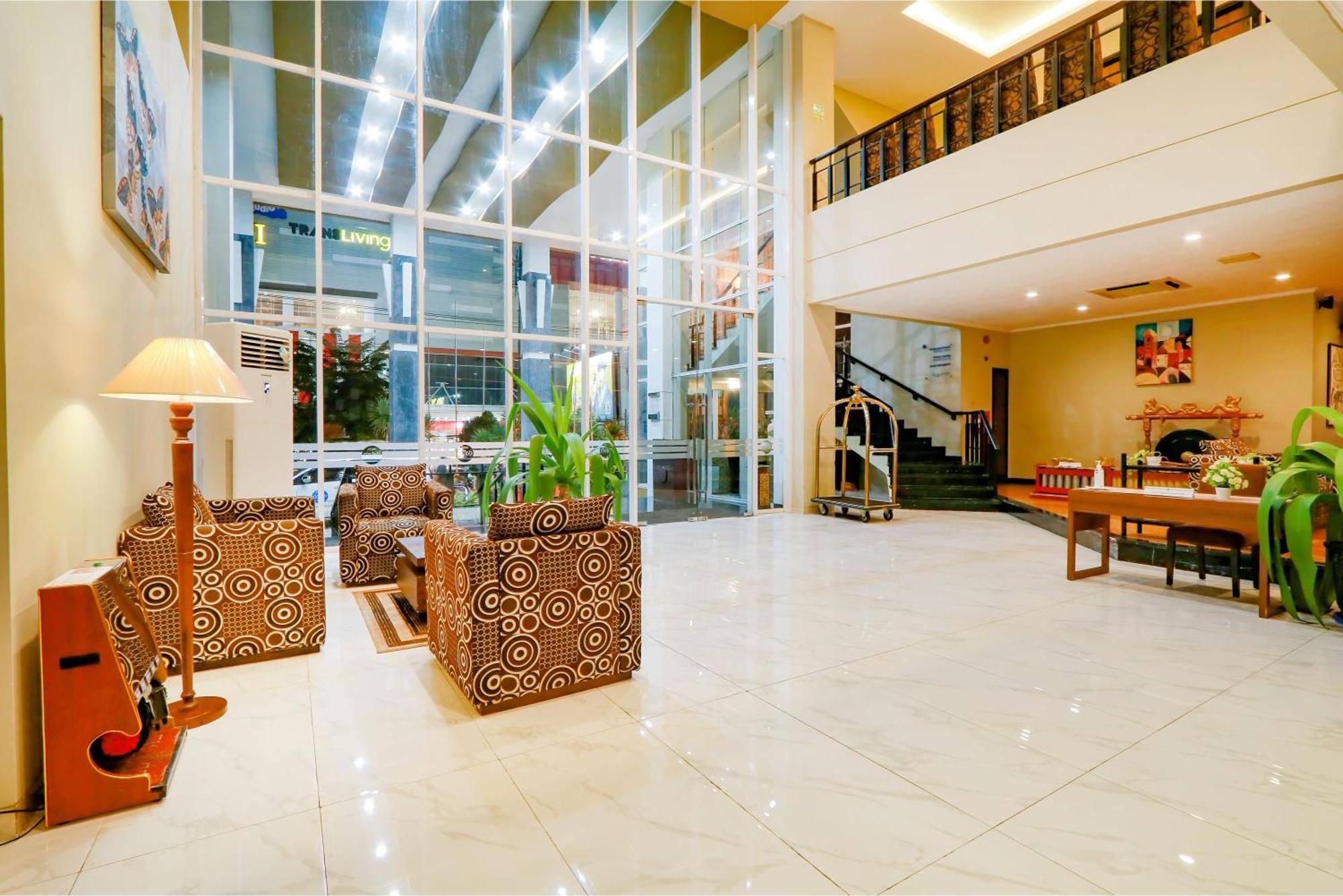 Hotel Dafam Pekalongan Eksteriør bilde