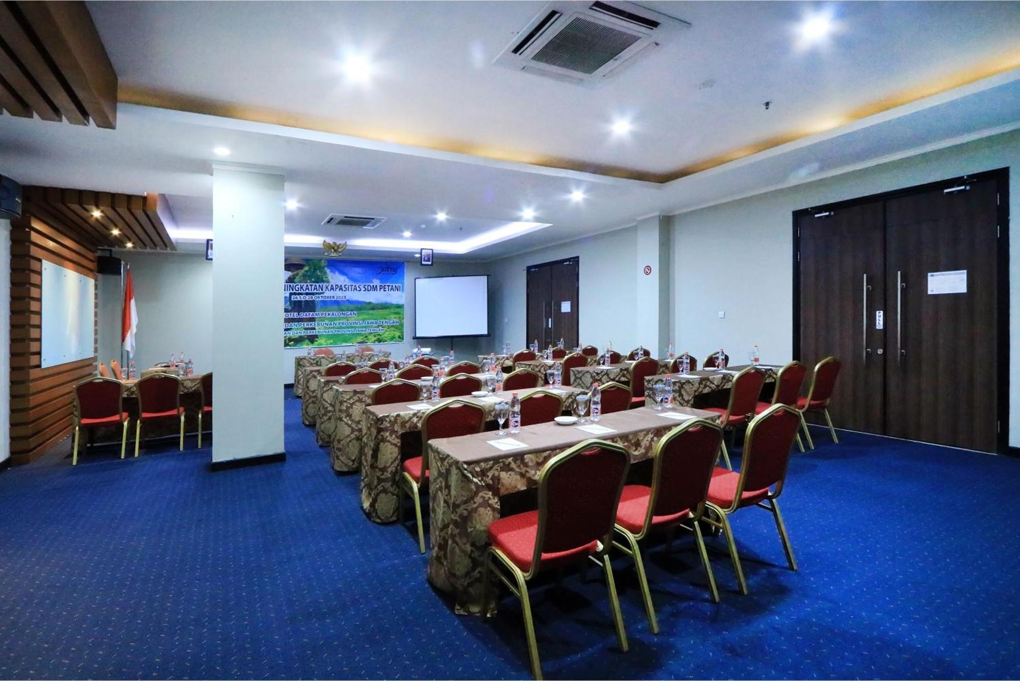 Hotel Dafam Pekalongan Eksteriør bilde